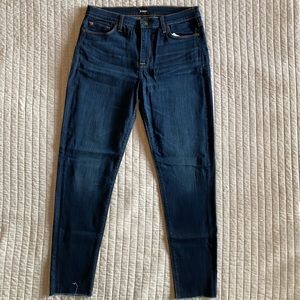 Hudson Dark Rinse Natalie fit, size 32 skinny jeans
